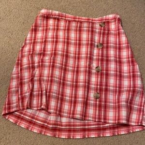 Plaid skirt with buttons